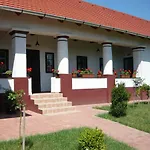 Διαμέρισμα Almosdi Topart Vendeghaz