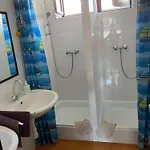 Almosdi Topart Vendeghaz Almosd