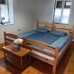 Almosdi Topart Vendeghaz Διαμέρισμα Almosd