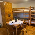 Almosdi Topart Vendeghaz Διαμέρισμα