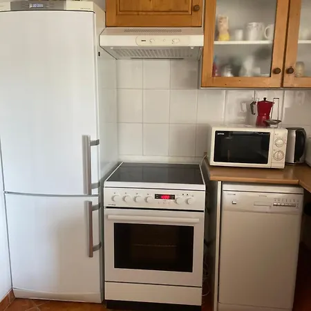 Almosdi Topart Vendeghaz Almosd