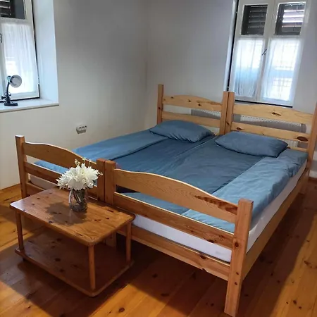 Almosdi Topart Vendeghaz Appartement Almosd